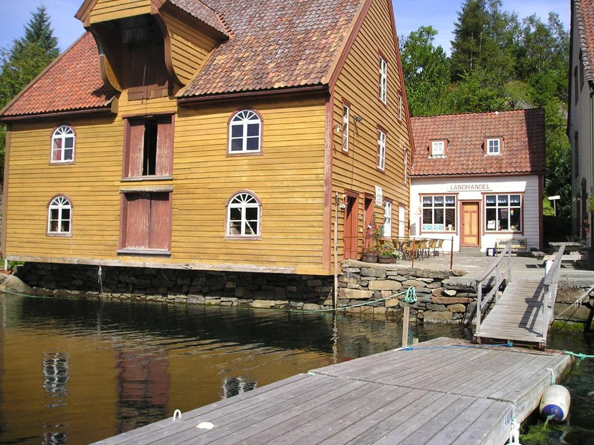 Rugsund Handelsstad Exterior photo